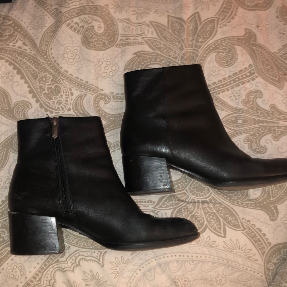 Sam Edelman Black leather booties